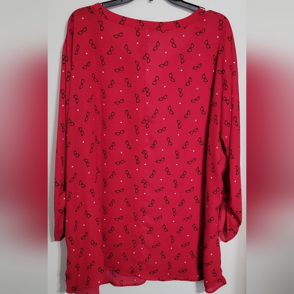 Catherine's - Set of 4 - 3X - Button down Light fabric, shirts - Picture 2 of 8